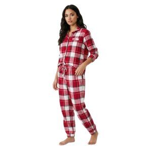 Liz Claiborne Red and White Flannel Plaid Women’s Pajama Set Medium M